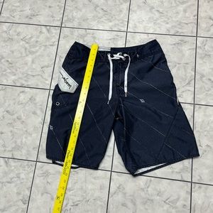 Volcom Shorts Men’s 30 Dark Gray /Black Swim Board Trunks